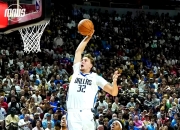 U8-关于布鲁克林篮网训练开放日，转会期回应争议引欢呼，足总杯在即，高层口径保持一致的信息