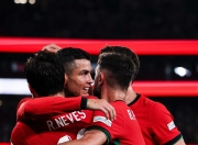 U8娱乐- c罗踢比赛 