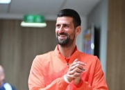 U8-德约科维奇在加拿大队比赛中绝杀，高光表现引发热议！的简单介绍